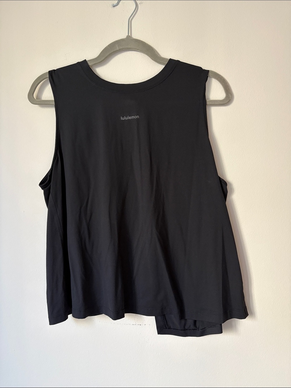 lululemon Pace Crush Cross-Back Graphic Tank Top